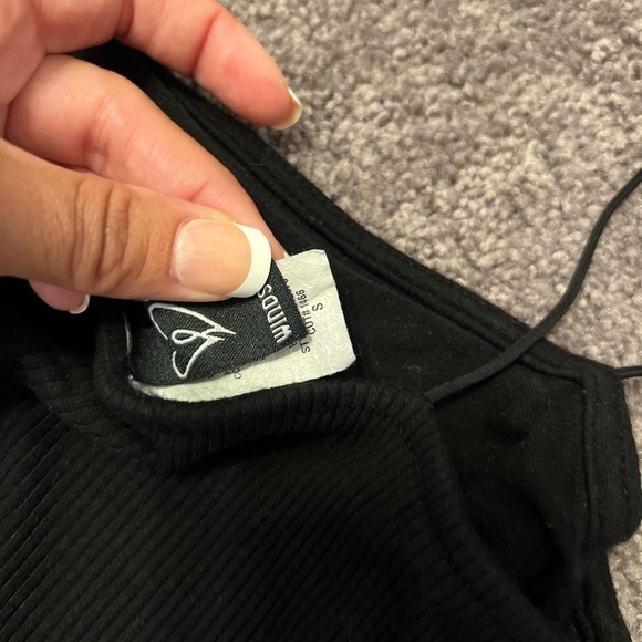 Black mini dress - Picture 3 of 4